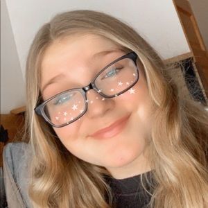 Meet your Posher, Mackenzie